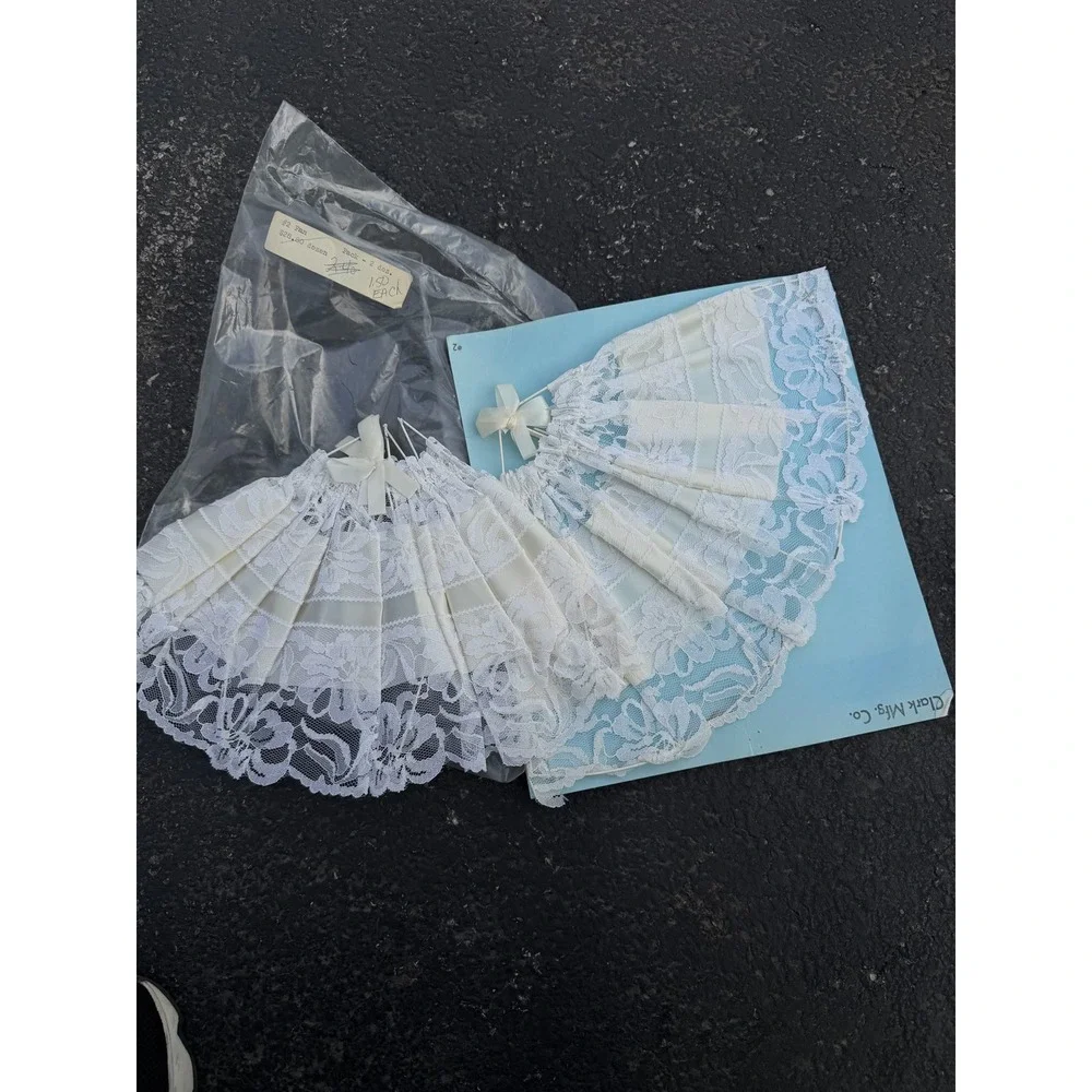 Vintage Clark Mfg Co White Lace Bridal Fans Set of 2 Wedding Photography Props